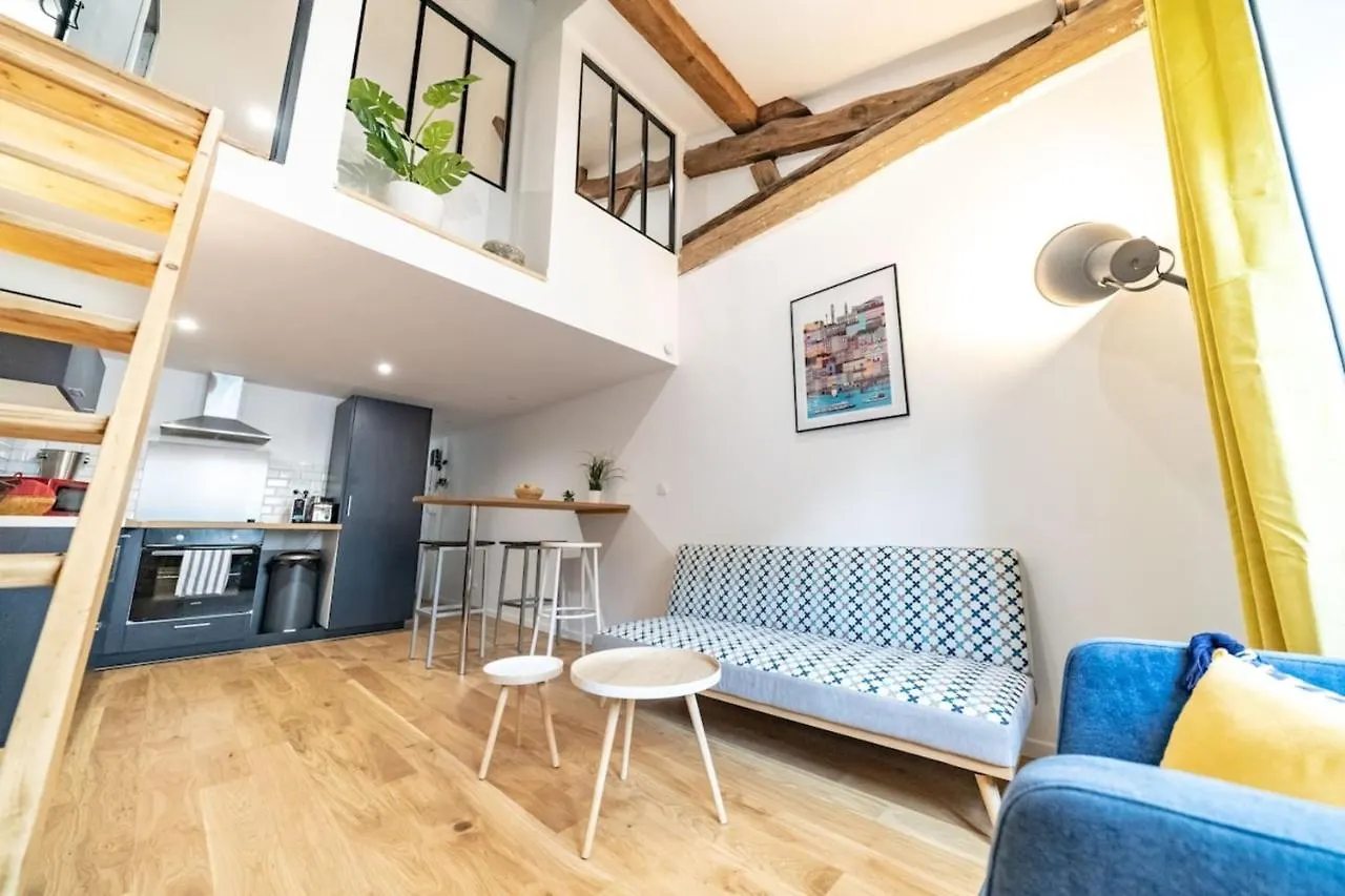 Elegant Cocoon 3 People - Perrache-Confluence Apartment Lyon 0*,  France